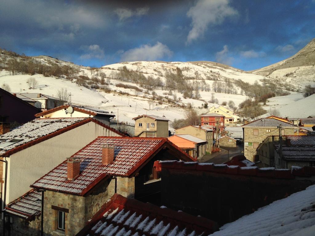 سوترس Hotel Rural Pena Castil المظهر الخارجي الصورة